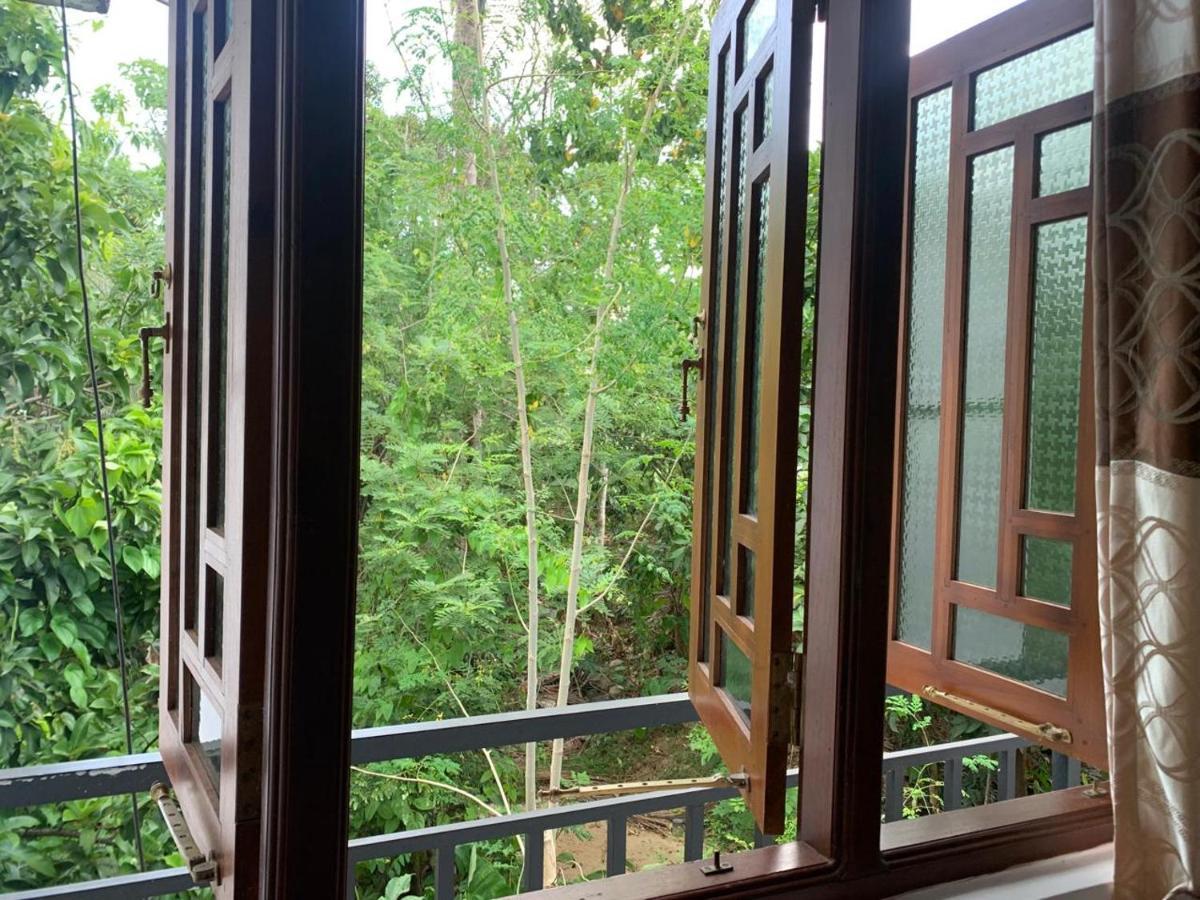 Gal Oya Lake View Inginiyagala Polwatta Luaran gambar